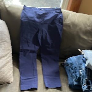Womens navy capris size large